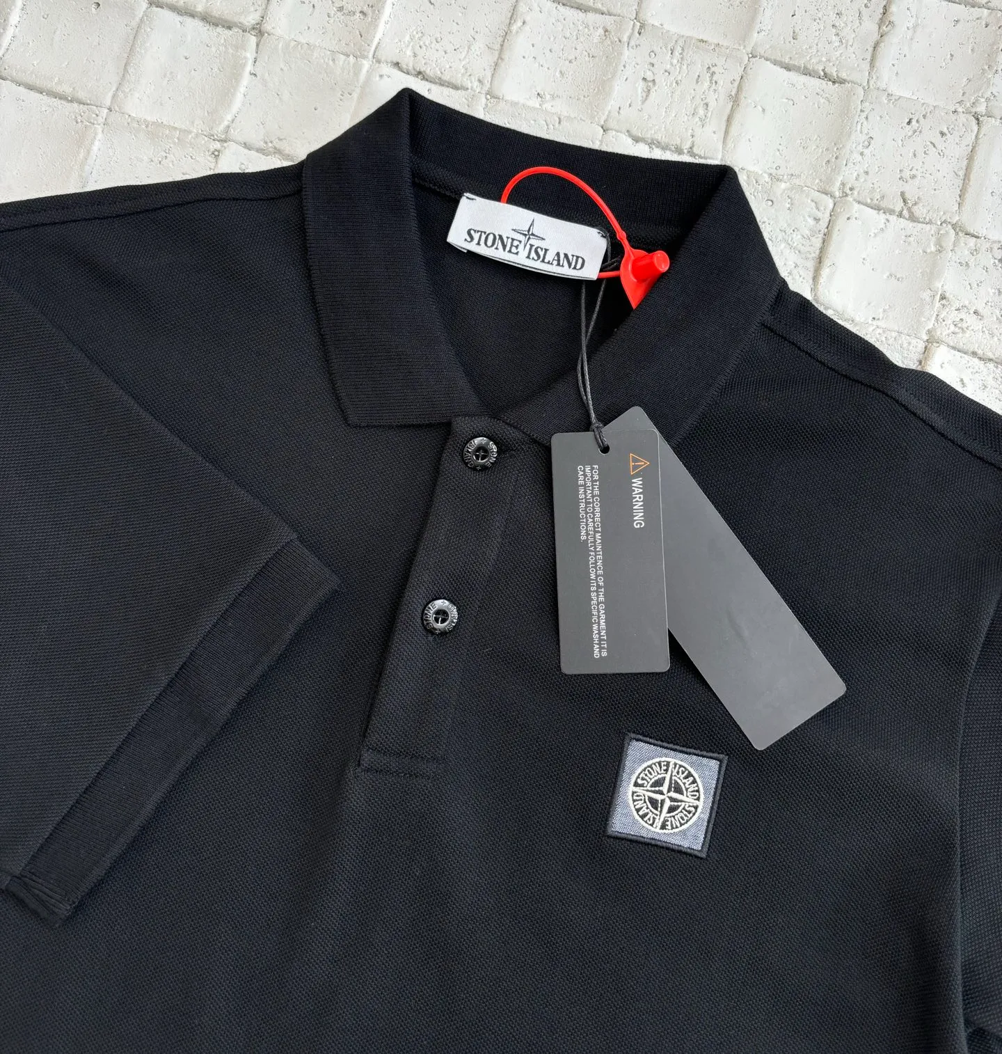 🅿️320 STONE ISLAN*/Stone Island Badge patch embroidery POLO shirt Customized pique pure cotton sateen Breathable air cotton Adopt imported machine patch embroidery technology Use advanced computer control system and precision mechanical components to realize Compass badge embroidery operation, showing an embroidery effect with both clarity and three-dimensionality, the overall line routing is straight and delicate, the fabric is comfortable and soft, and the color is consistent without color difference It can be matched with the same style to create a fashionable look, and can be used in various occasions. Customized accessories, complete with three standards, same style for men and women!  Size：S/M/L/XL